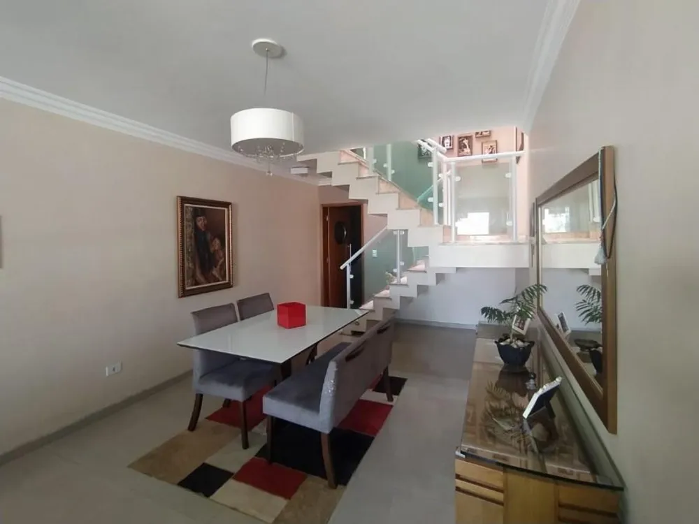 Sobrado, 3 quartos, 247 m² - Foto 3