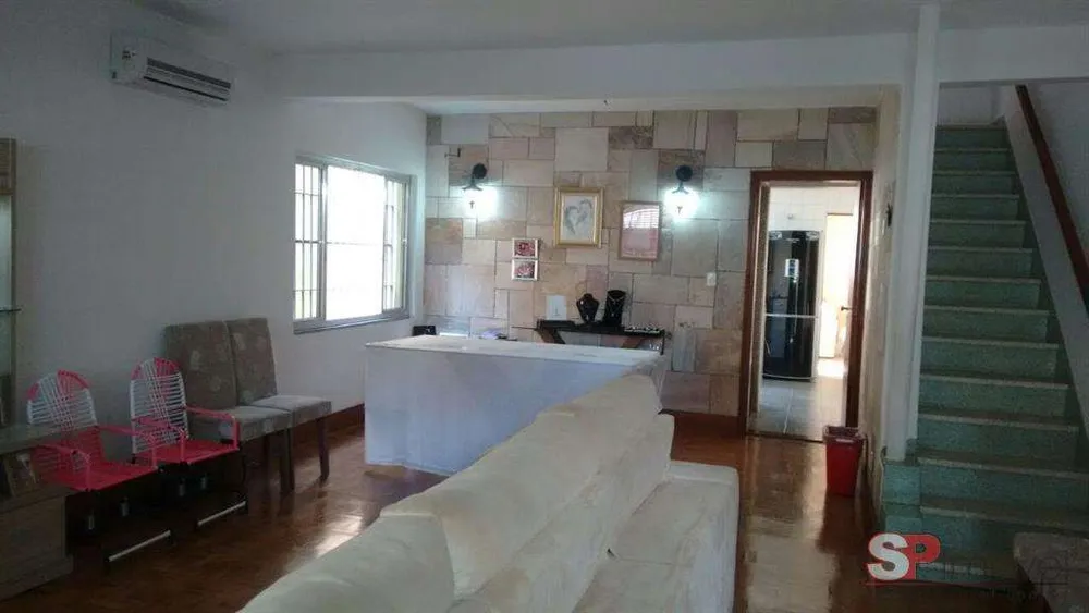 Casa, 3 quartos, 273 m² - Foto 2