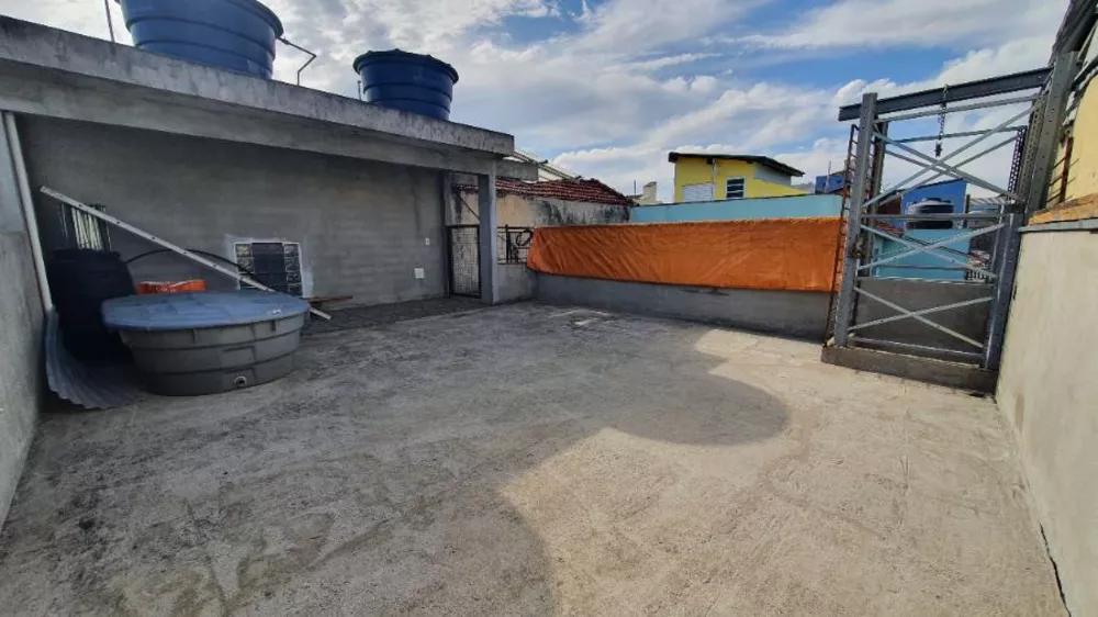 Sobrado à venda com 4 quartos, 120m² - Foto 2