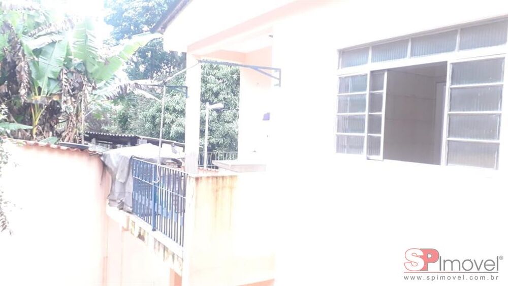 Casa, 6 quartos, 220 m² - Foto 1