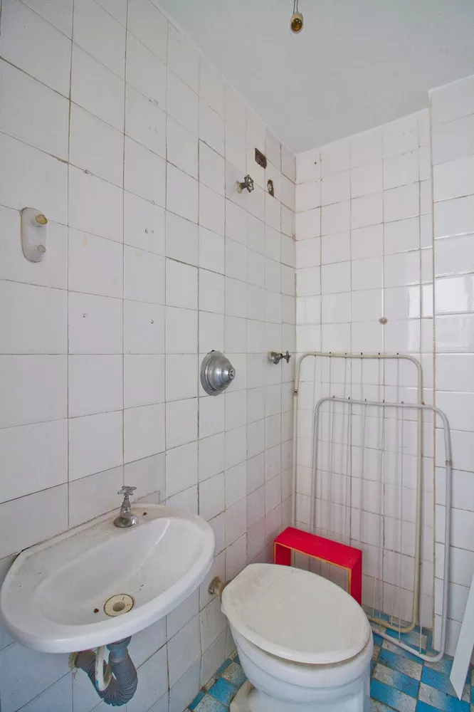 Apartamento à venda com 2 quartos, 71m² - Foto 4