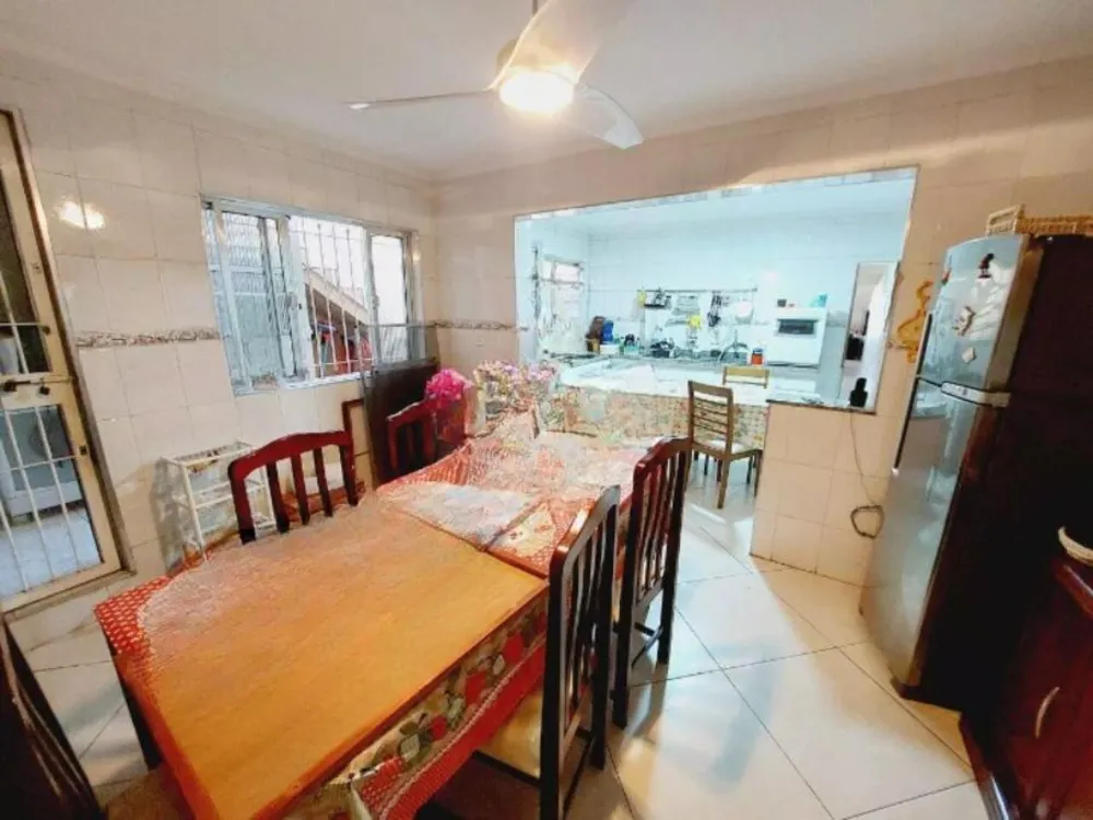 Sobrado, 3 quartos, 233 m² - Foto 2
