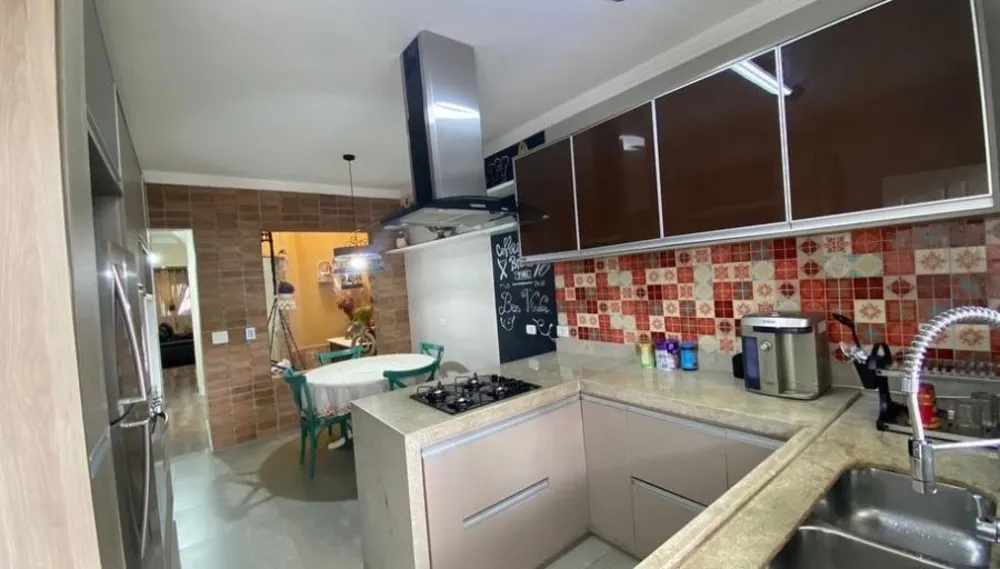 Sobrado, 3 quartos, 240 m² - Foto 3