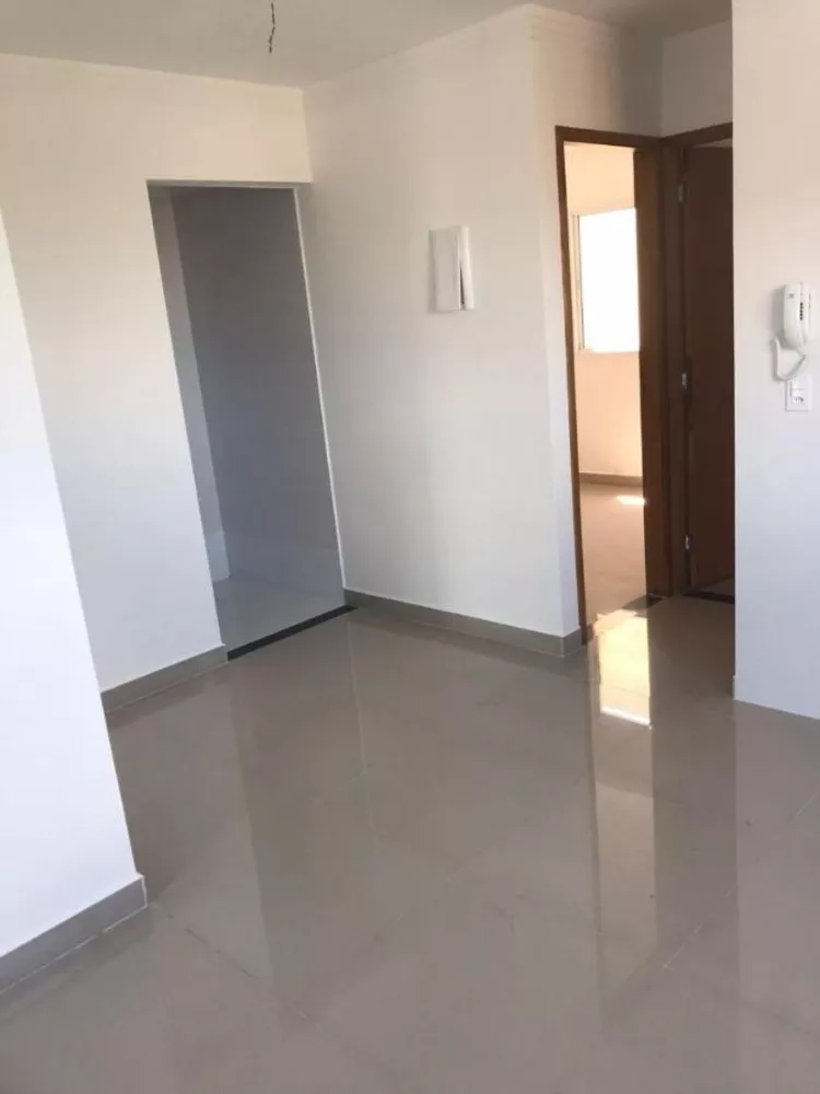 Apartamento à venda com 2 quartos, 50m² - Foto 3