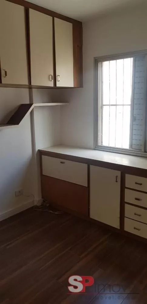 Apartamento à venda com 3 quartos, 72m² - Foto 2