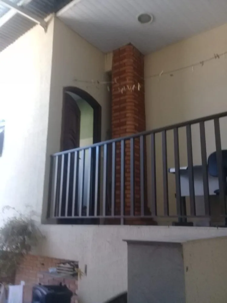 Sobrado, 3 quartos, 200 m² - Foto 2