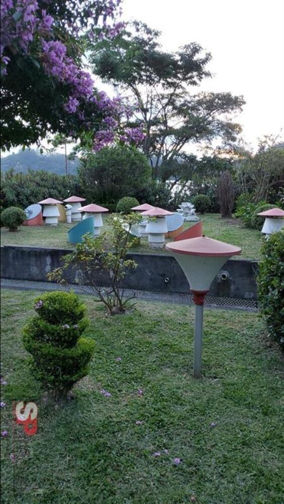 Casa, 4 quartos, 1474 m² - Foto 1