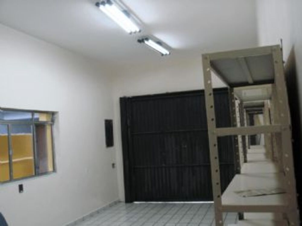 Prédio Inteiro à venda com 1 quarto, 120m² - Foto 4
