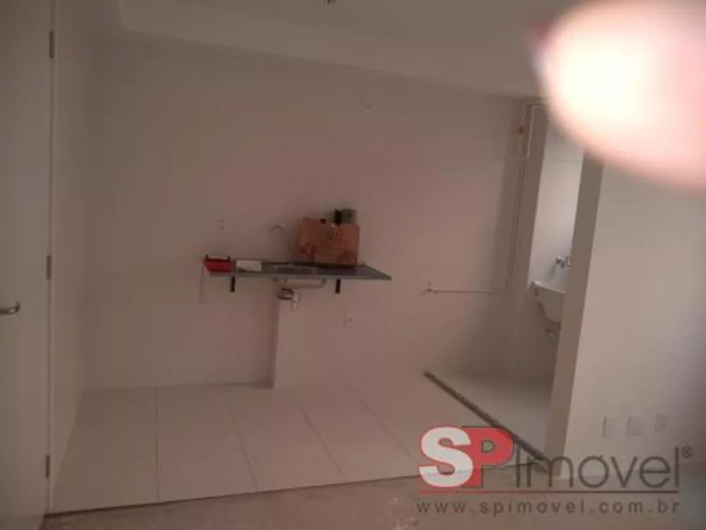 Apartamento à venda com 2 quartos, 42m² - Foto 3