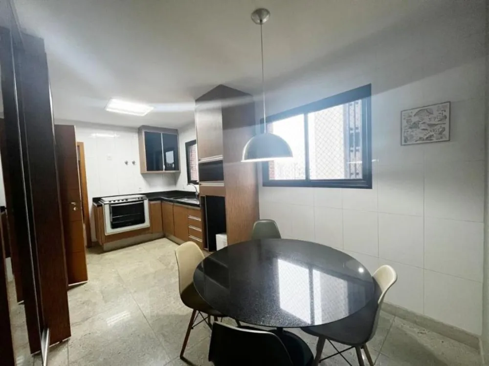 Apartamento, 3 quartos, 186 m² - Foto 3