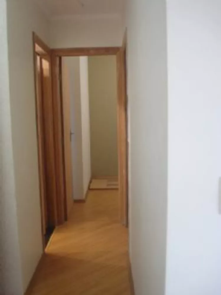 Apartamento à venda com 2 quartos, 60m² - Foto 4