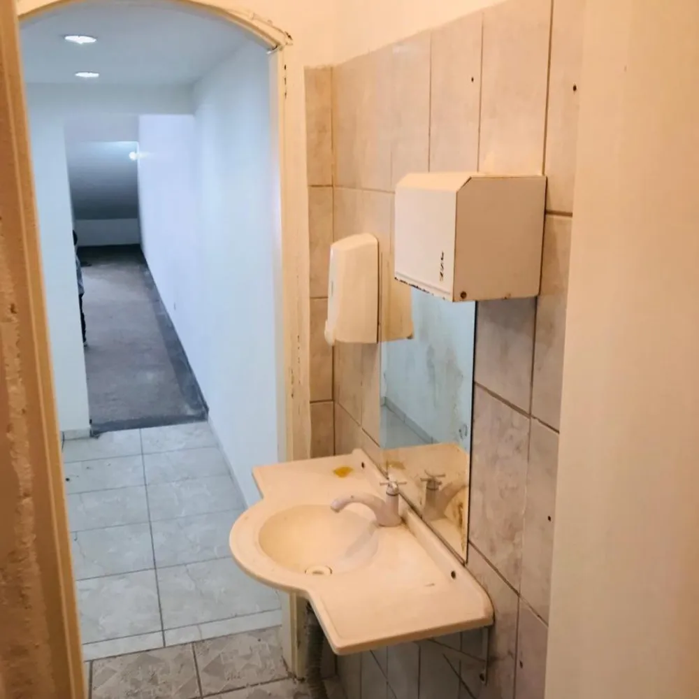 Casa, 1 quarto, 220 m² - Foto 12