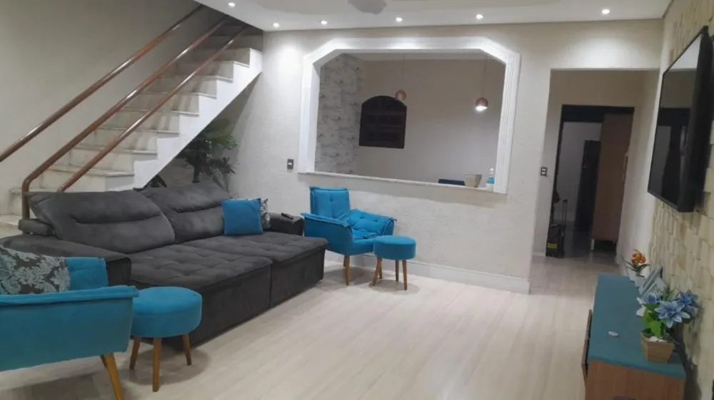 Sobrado, 3 quartos, 200 m² - Foto 1