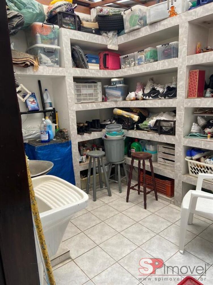 Casa, 5 quartos, 230 m² - Foto 1