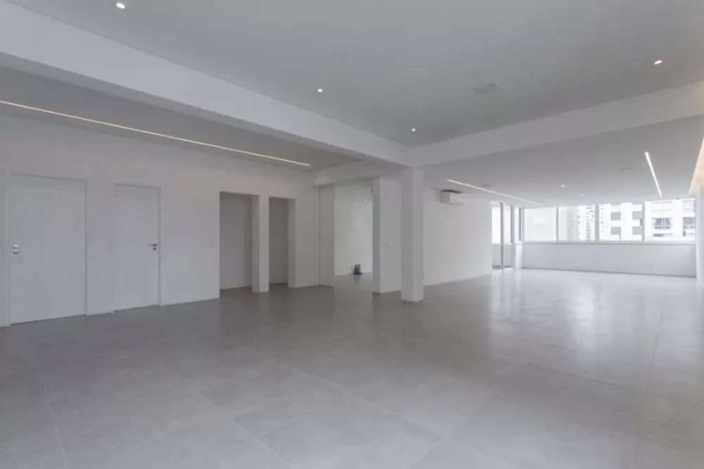 Apartamento à venda com 4 quartos, 382m² - Foto 2