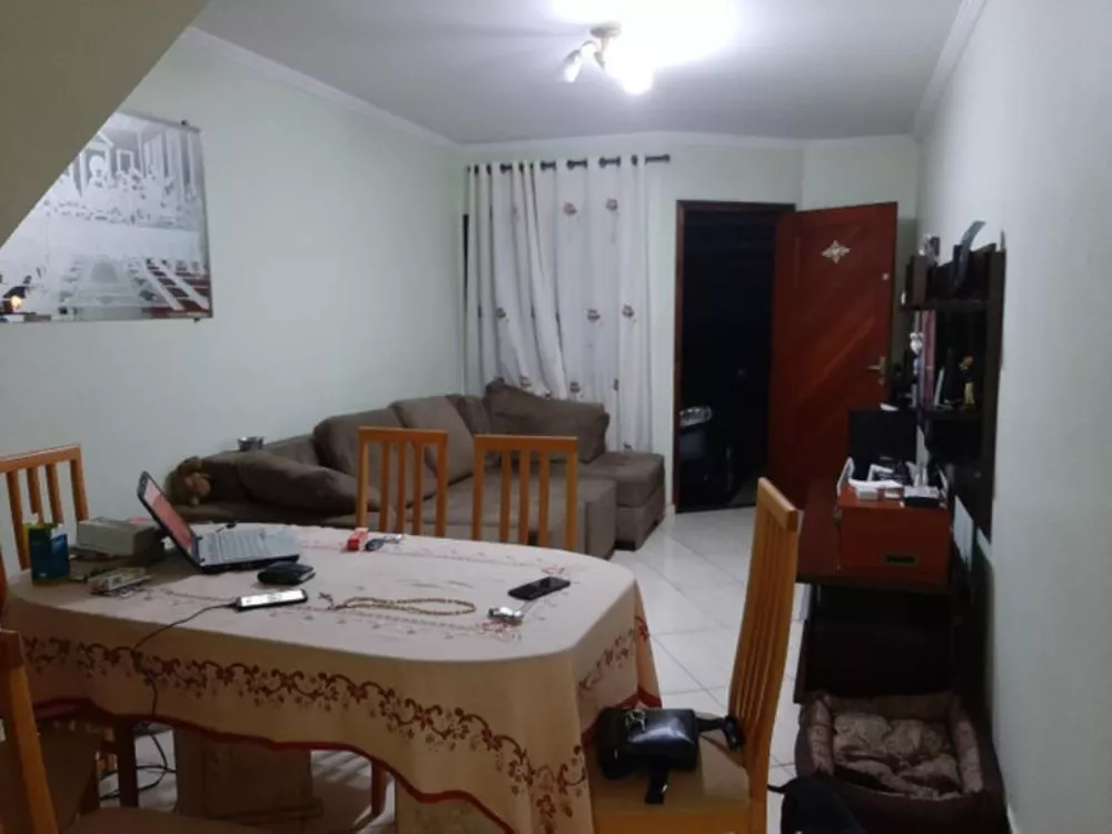 Sobrado à venda com 3 quartos, 120m² - Foto 1