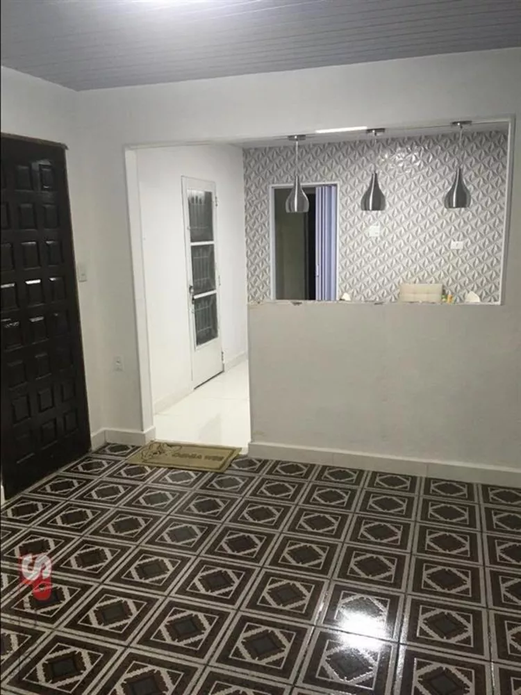 Casa à venda com 2 quartos, 98m² - Foto 1