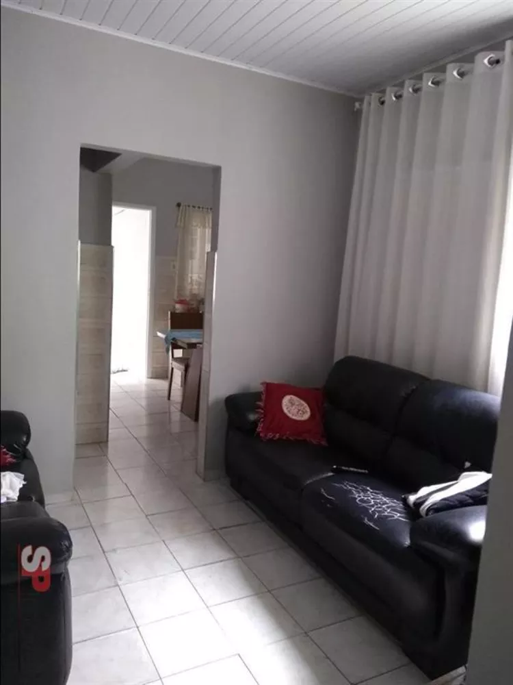 Casa à venda com 3 quartos, 100m² - Foto 4