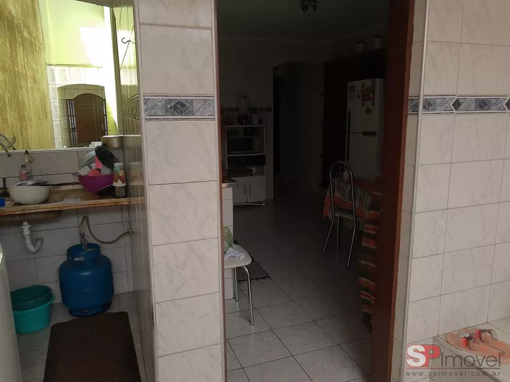 Casa à venda com 3 quartos, 120m² - Foto 4