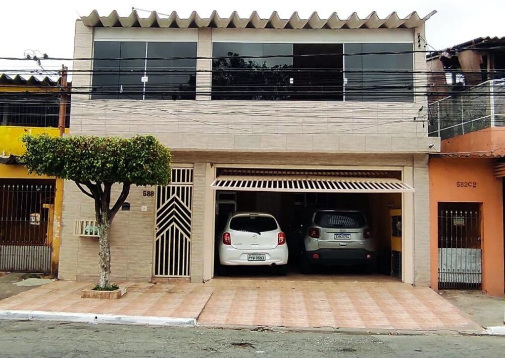 Sobrado, 3 quartos, 219 m² - Foto 1