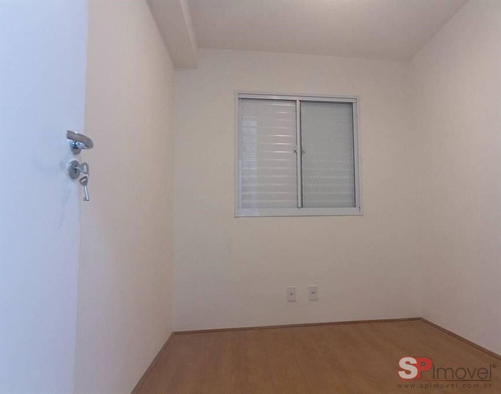 Apartamento à venda com 2 quartos, 42m² - Foto 2
