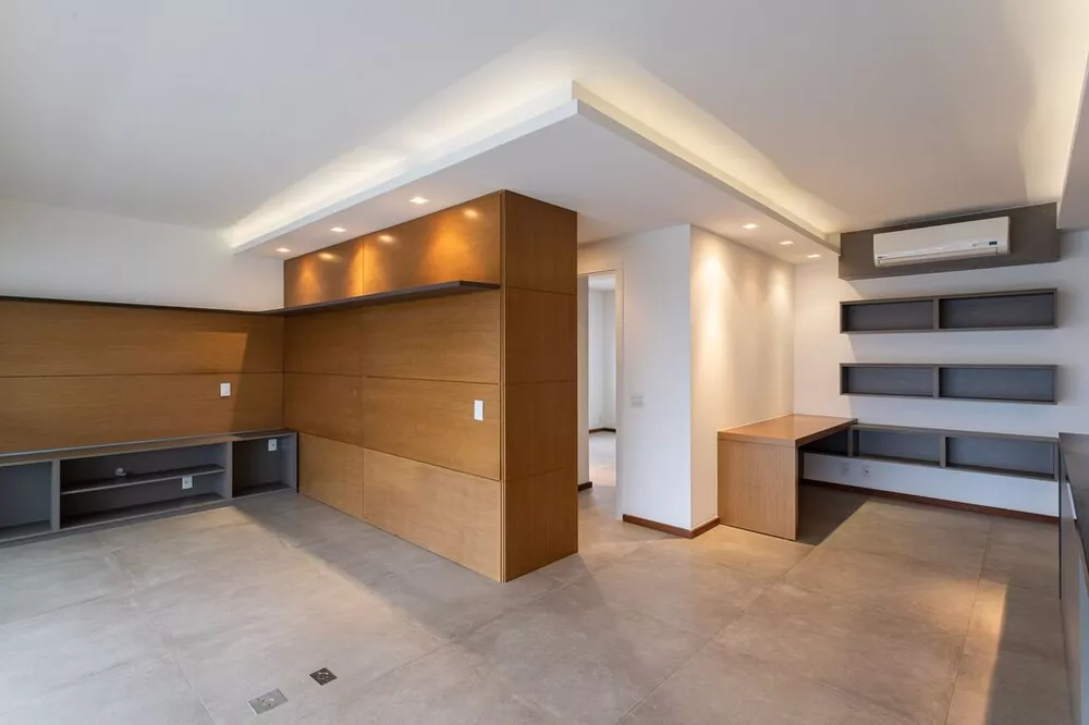 Apartamento à venda com 1 quarto, 84m² - Foto 9