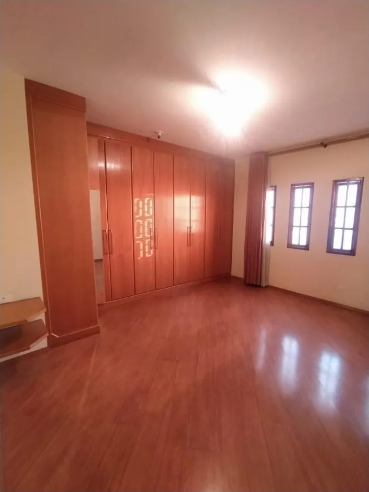 Casa, 3 quartos, 183 m² - Foto 2