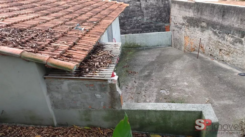 Terreno à venda com 1 quarto, 350m² - Foto 6