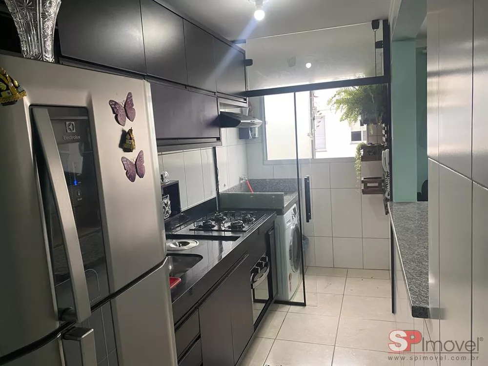 Apartamento à venda com 2 quartos, 48m² - Foto 2