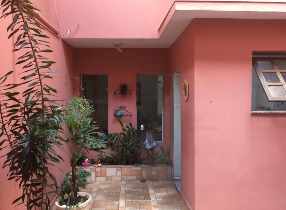 Sobrado, 3 quartos, 220 m² - Foto 1