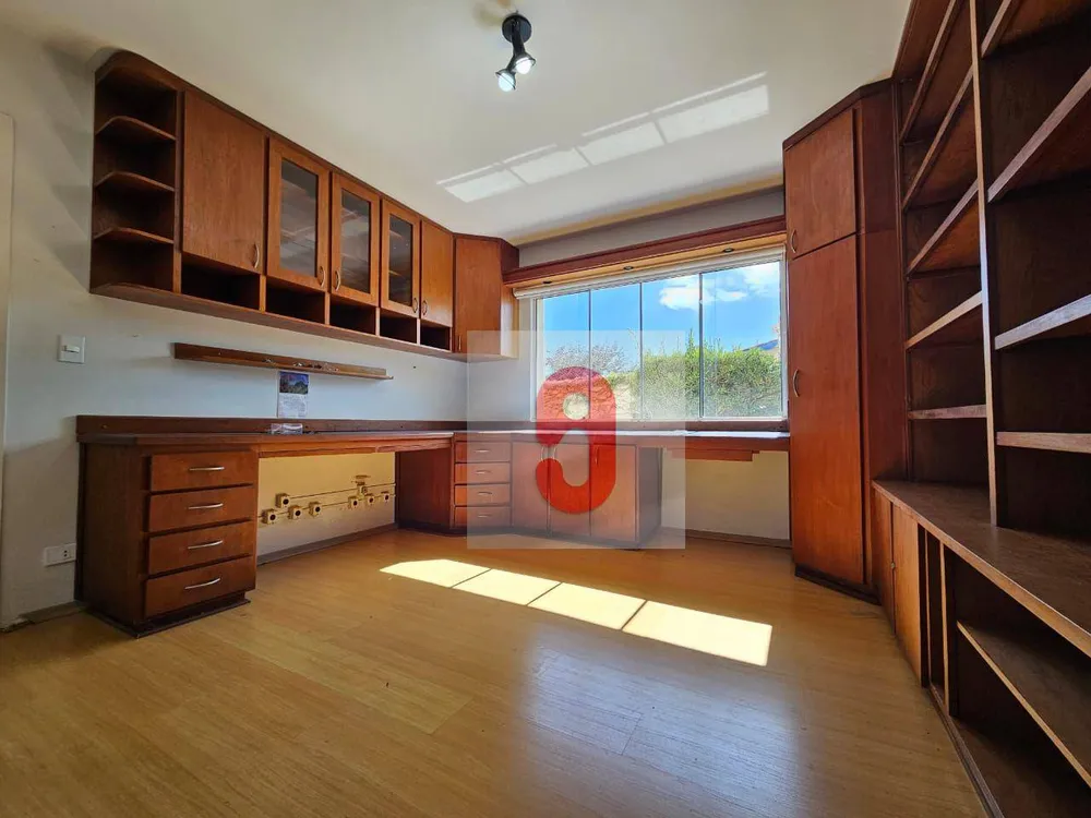 Casa, 3 quartos, 369 m² - Foto 1