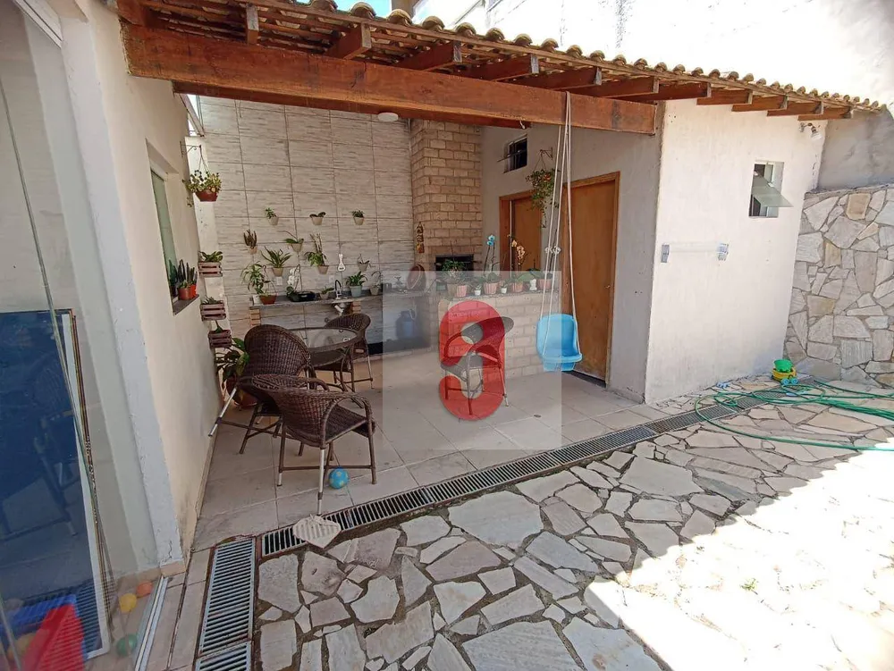 Casa, 3 quartos, 200 m² - Foto 8