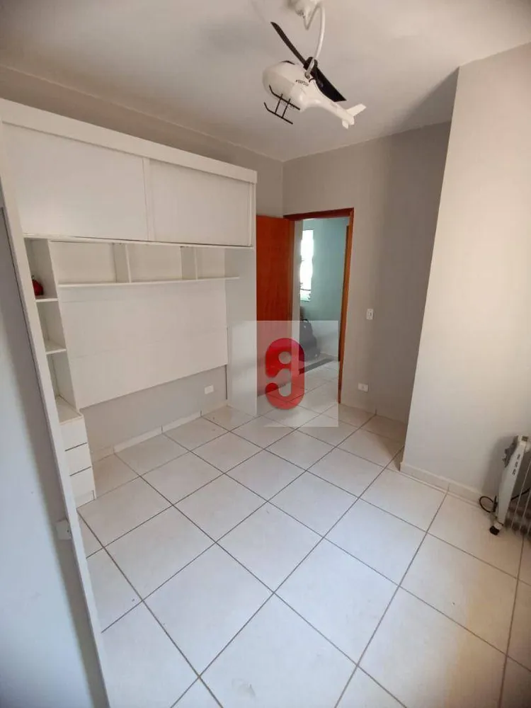 Casa, 3 quartos, 200 m² - Foto 10
