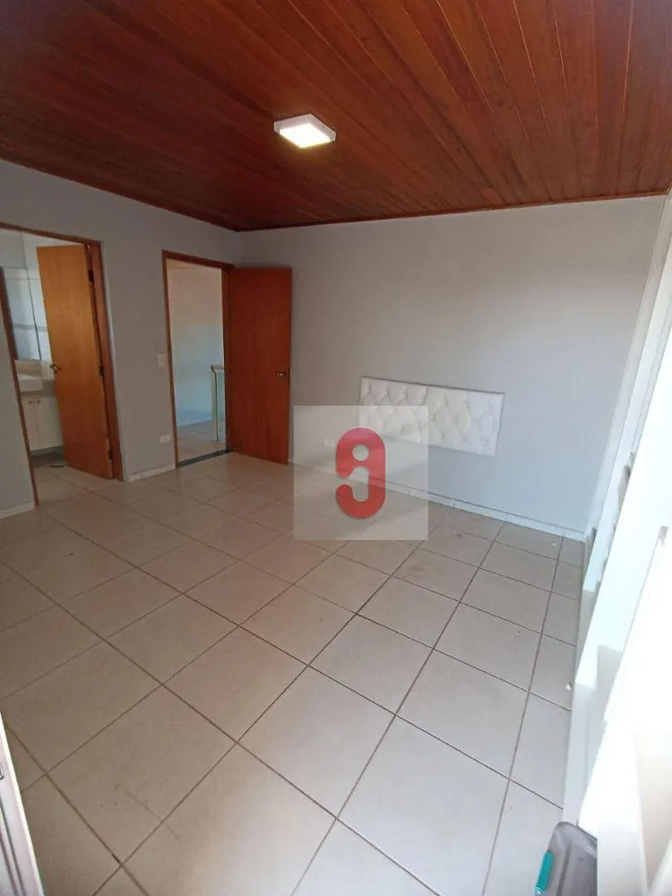Casa, 3 quartos, 200 m² - Foto 3