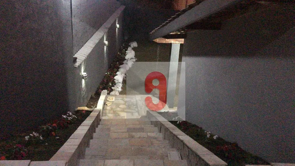 Casa, 3 quartos, 200 m² - Foto 2
