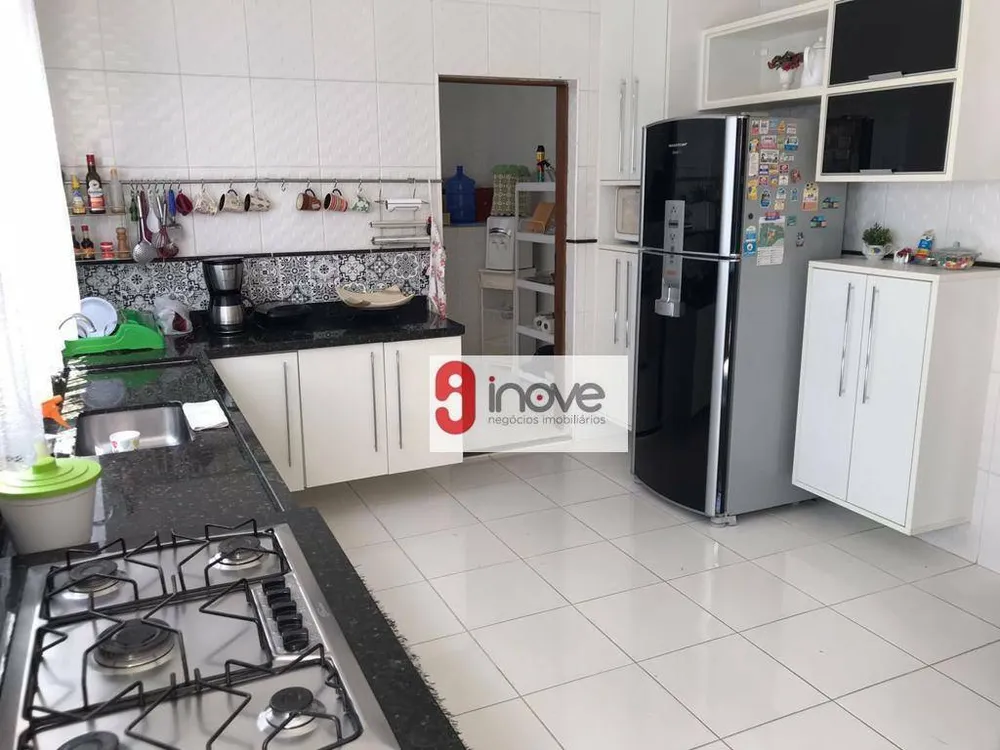 Casa, 4 quartos, 260 m² - Foto 10