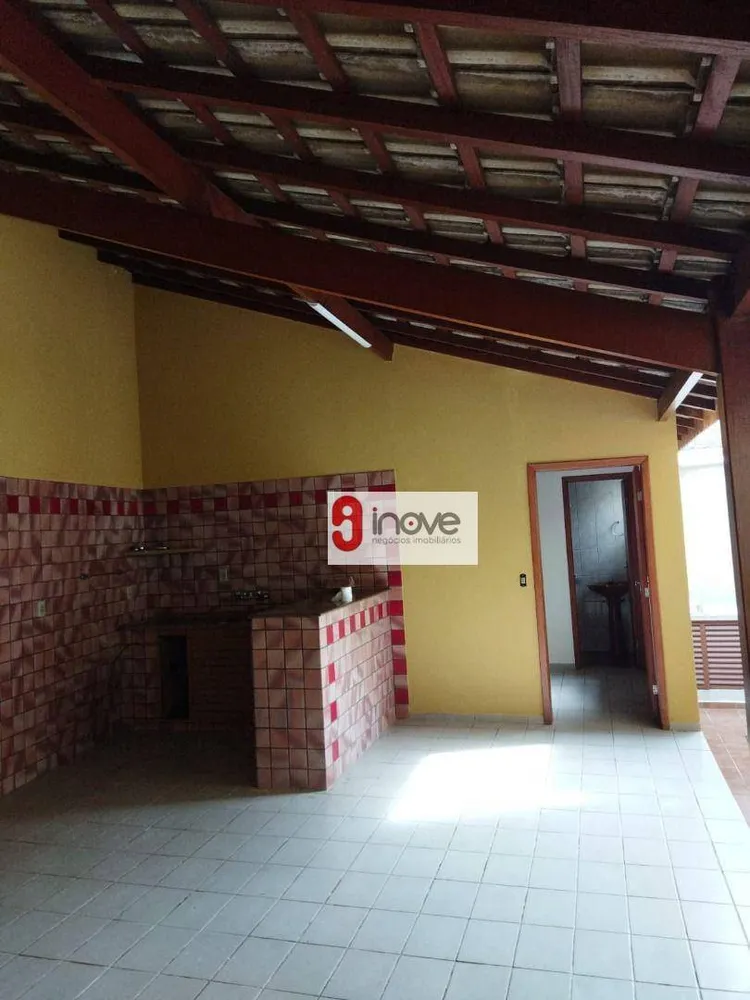 Casa, 3 quartos, 240 m² - Foto 9