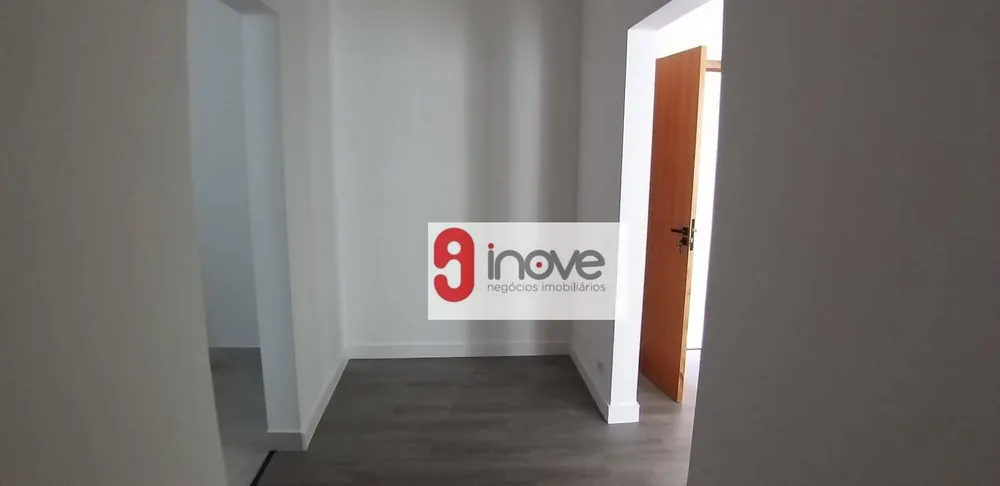 Casa, 3 quartos, 235 m² - Foto 1
