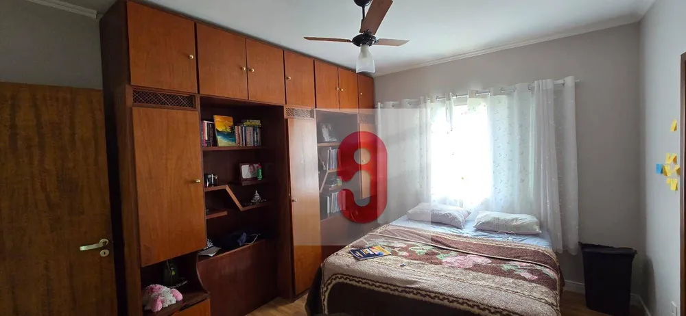 Casa, 3 quartos, 243 m² - Foto 3