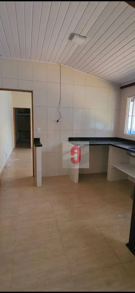 Casa, 3 quartos, 243 m² - Foto 12