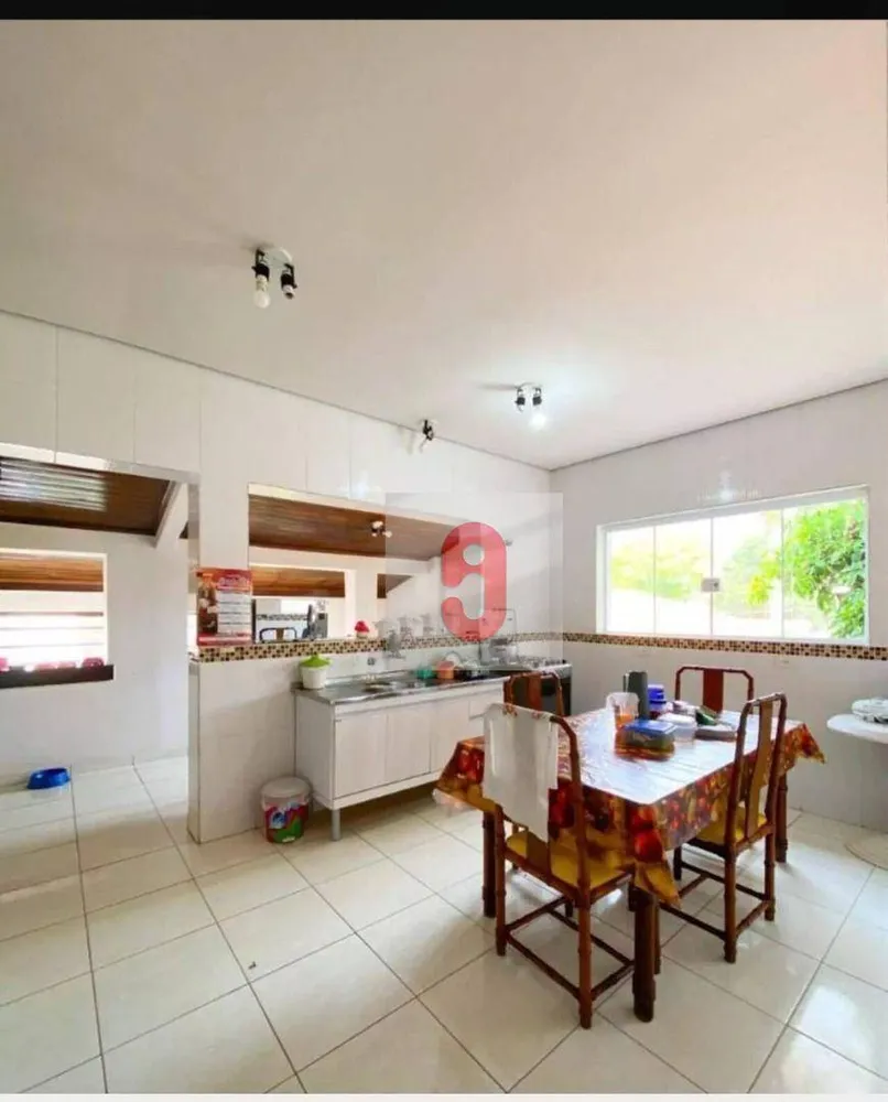 Casa, 3 quartos, 257 m² - Foto 4