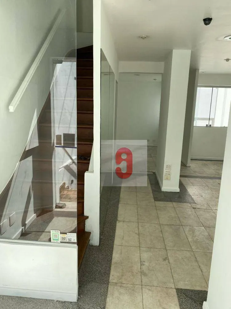 Casa, 4 quartos, 213 m² - Foto 1