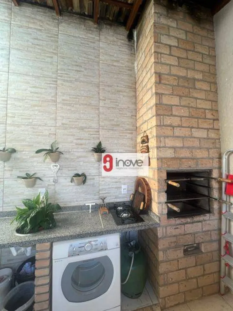 Casa, 3 quartos, 167 m² - Foto 2