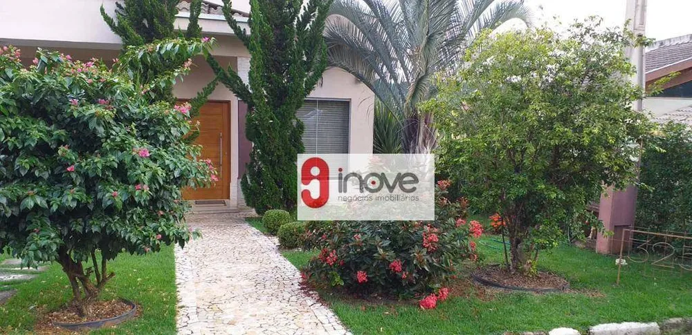 Casa, 4 quartos, 300 m² - Foto 1
