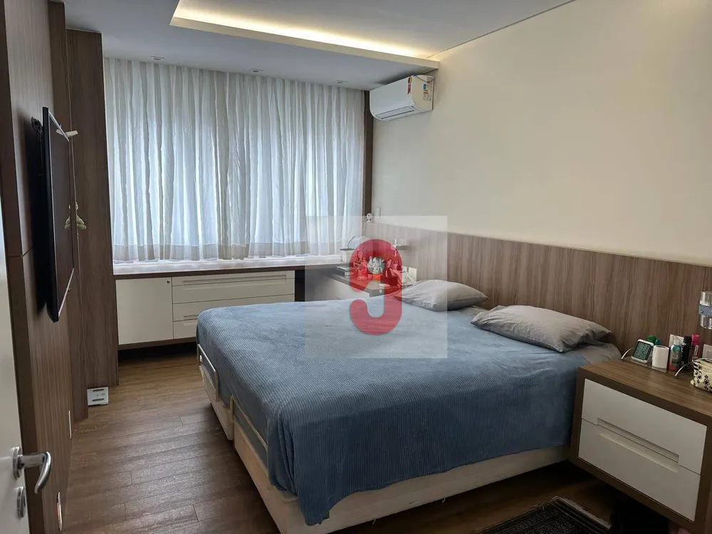 Apartamento, 3 quartos, 197 m² - Foto 11