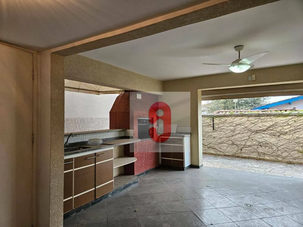 Casa, 5 quartos, 312 m² - Foto 4