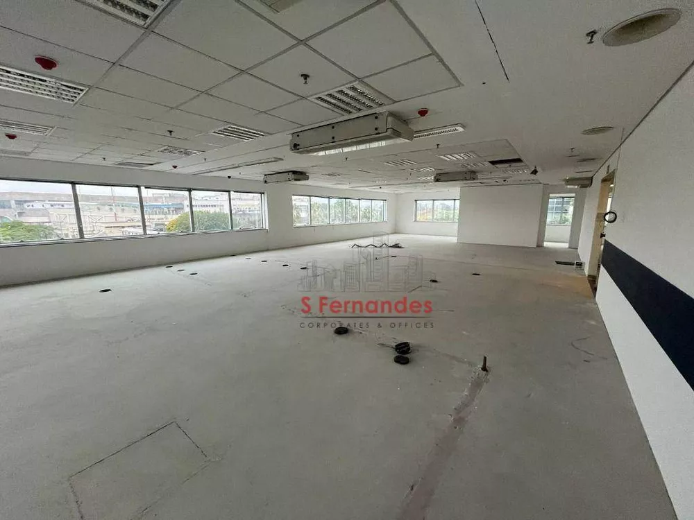 Conjunto Comercial-Sala para alugar, 241m² - Foto 2