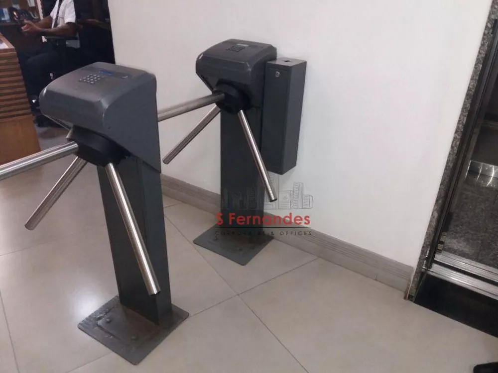 Sala-Conjunto, 300 m² - Foto 1