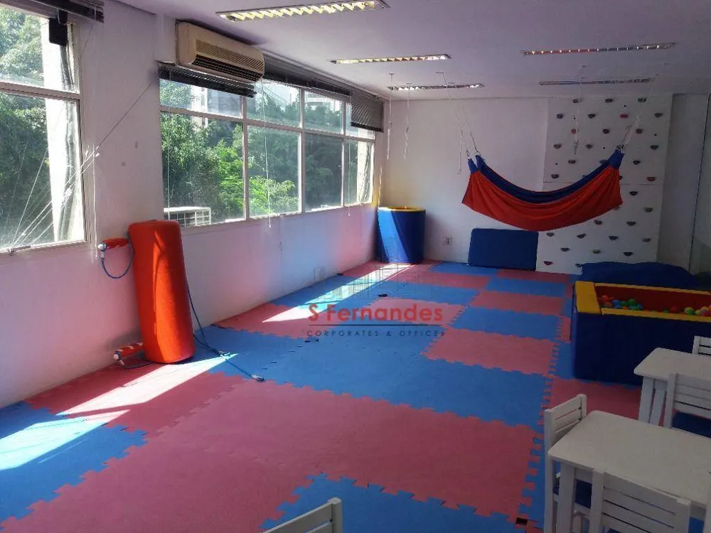 Sala-Conjunto, 300 m² - Foto 1