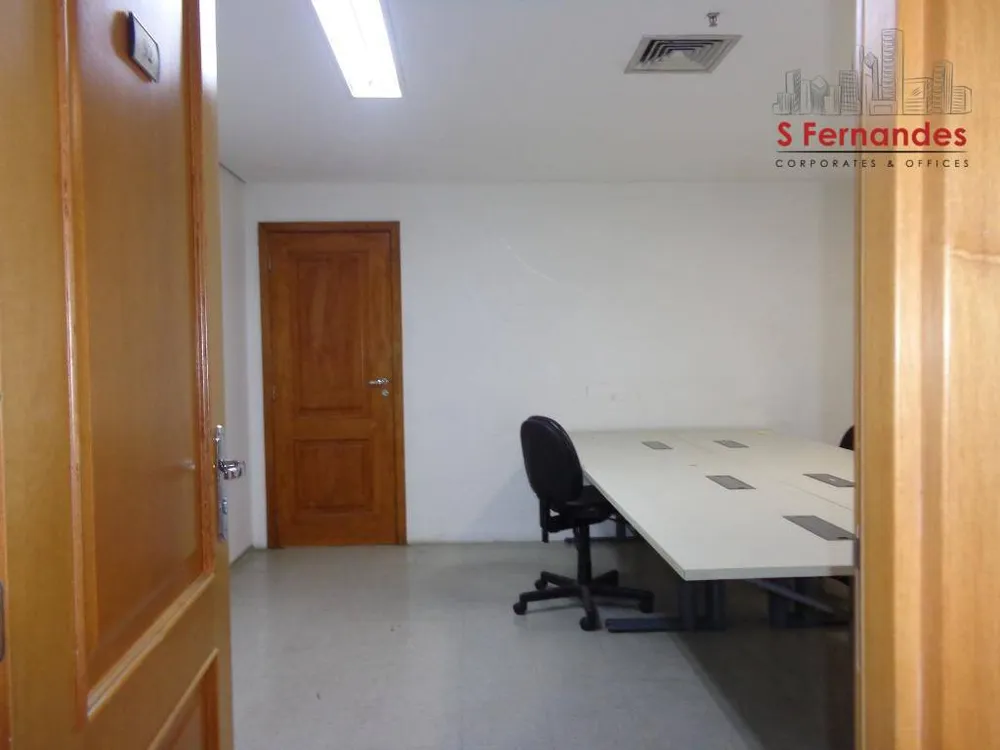 Sala-Conjunto, 300 m² - Foto 1